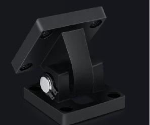 Gripper for a giant piston