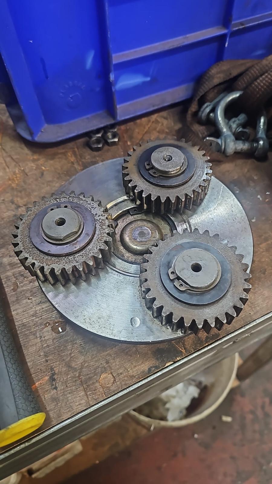 Gears and embossing systems, example 3